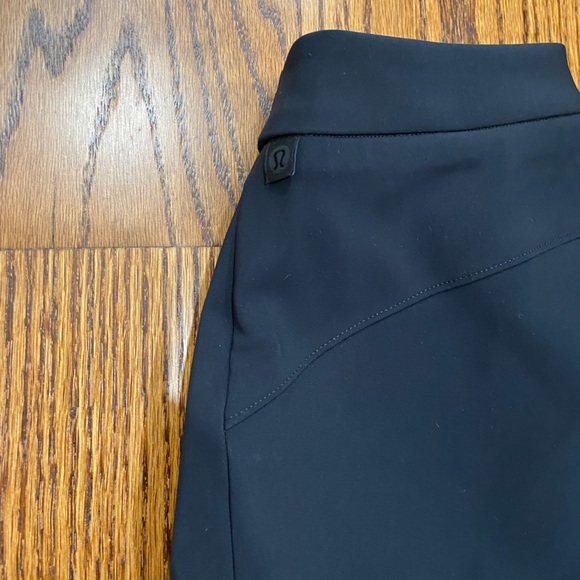 Lululemon Cropped Trouser Pants - Picture 2 of 4